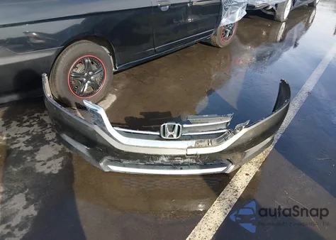 2013 Honda Accord Sport z USA, uszkodzony, nr VIN 1HGCR2F55DA095397